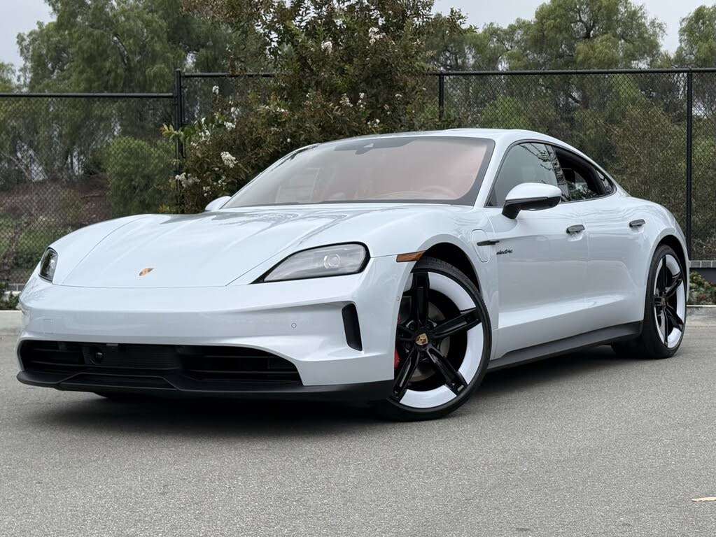 2026 Porsche Taycan