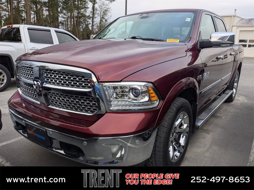 2017 RAM 1500 Laramie Crew Cab 4WD