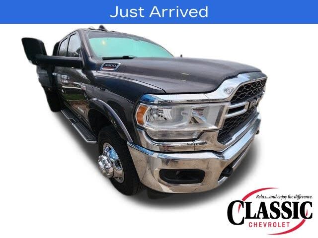 2022 RAM 3500 Chassis Tradesman Crew Cab DRW 4WD