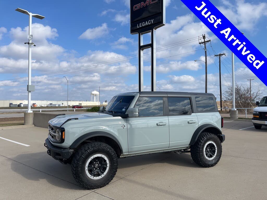 2023 Ford Bronco Outer Banks Advanced 4-Door 4WD