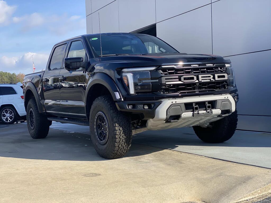 2025 Ford F-150 Raptor SuperCrew 4WD