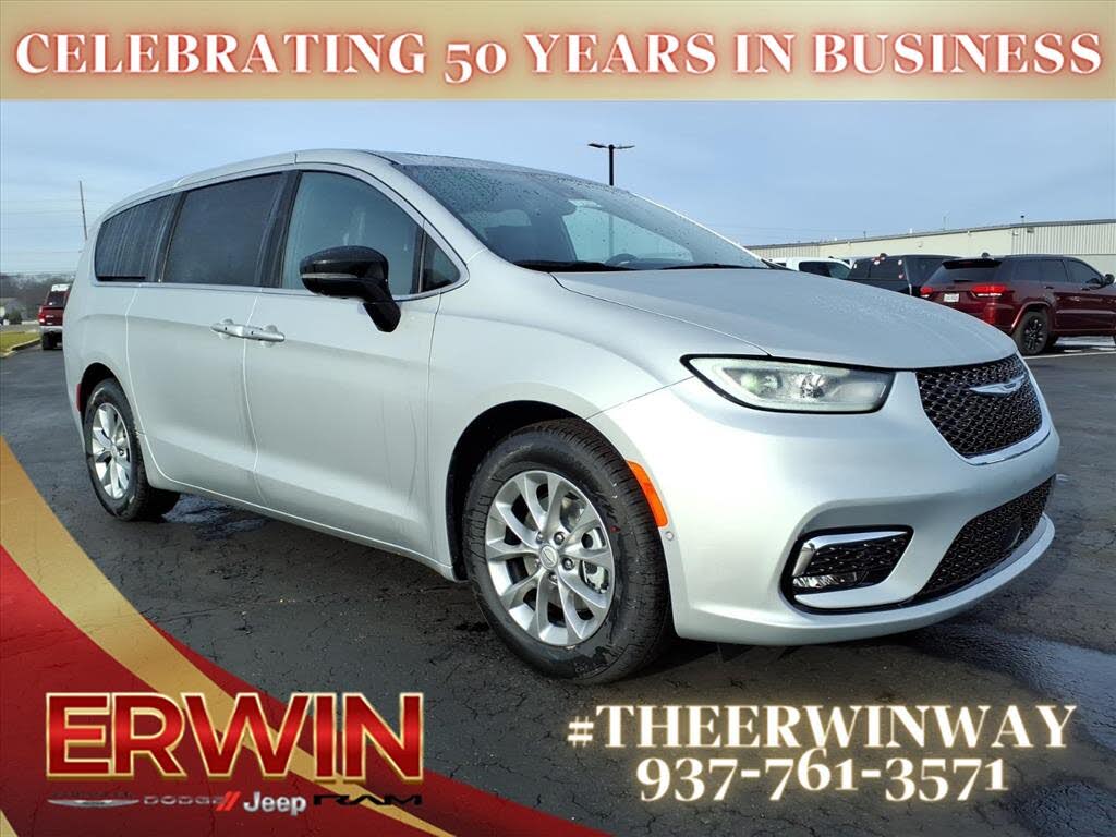 2026 Chrysler Pacifica Limited FWD