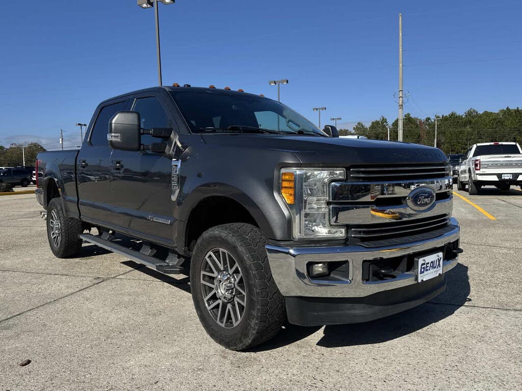 2017 Ford F-250 Super Duty Lariat Crew Cab 4WD