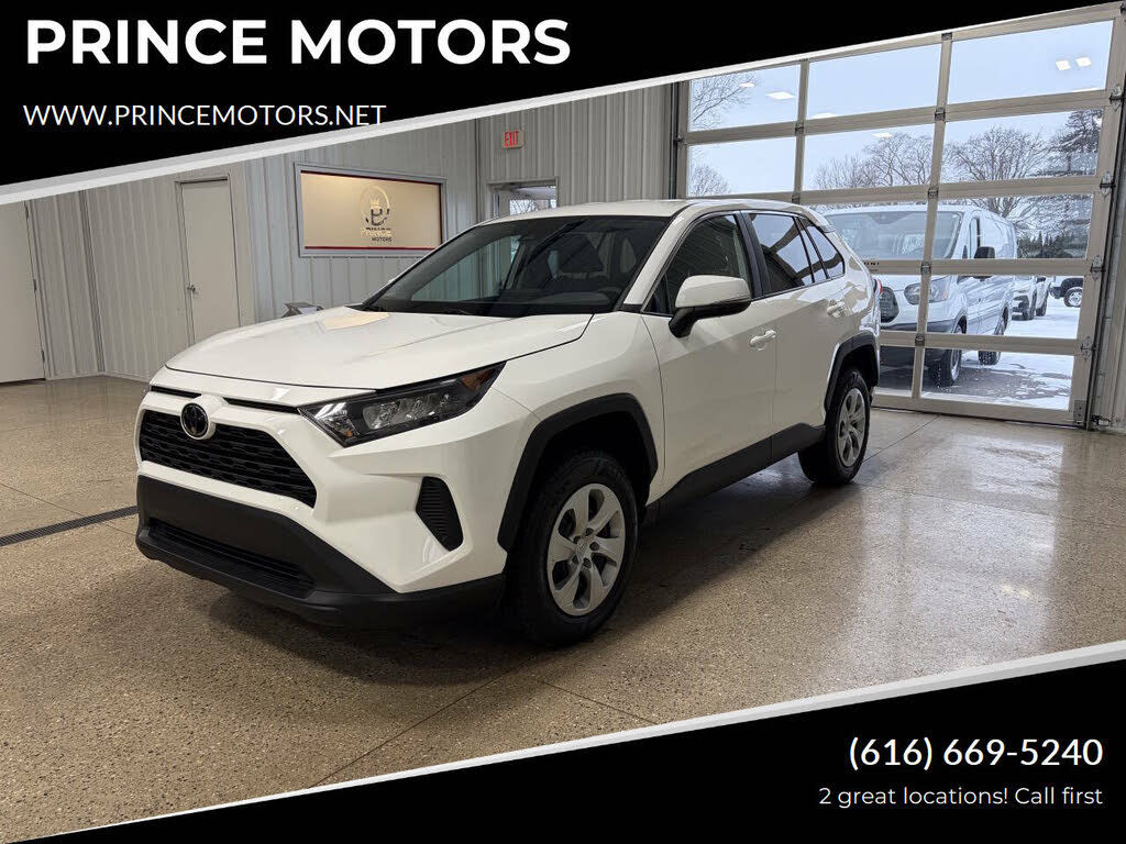 2022 Toyota RAV4 LE FWD