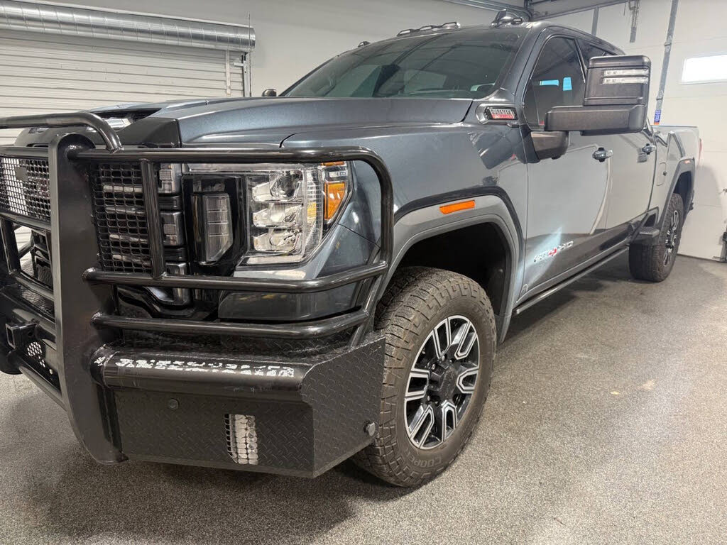 2020 GMC Sierra 2500HD AT4 Crew Cab 4WD