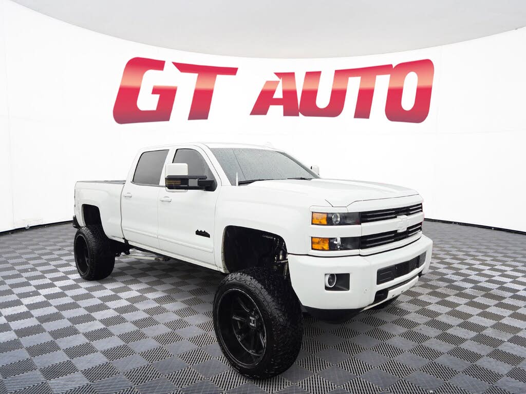 2016 Chevrolet Silverado 2500HD High Country Crew Cab 4WD