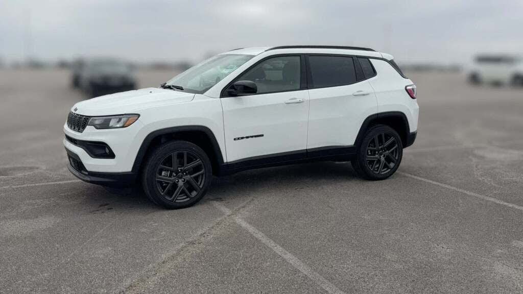 2026 Jeep Compass Latitude Altitude 4WD