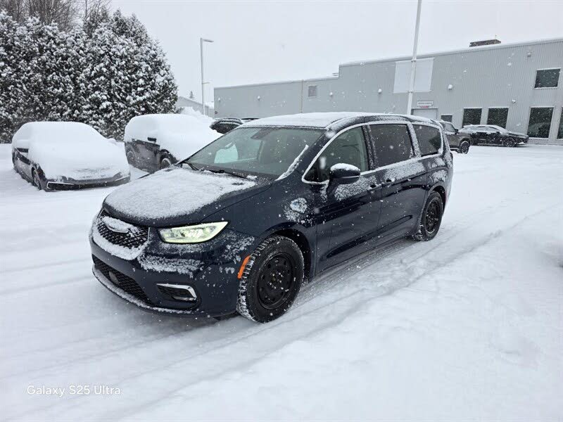Chrysler Pacifica Hybrid Touring L FWD 2022