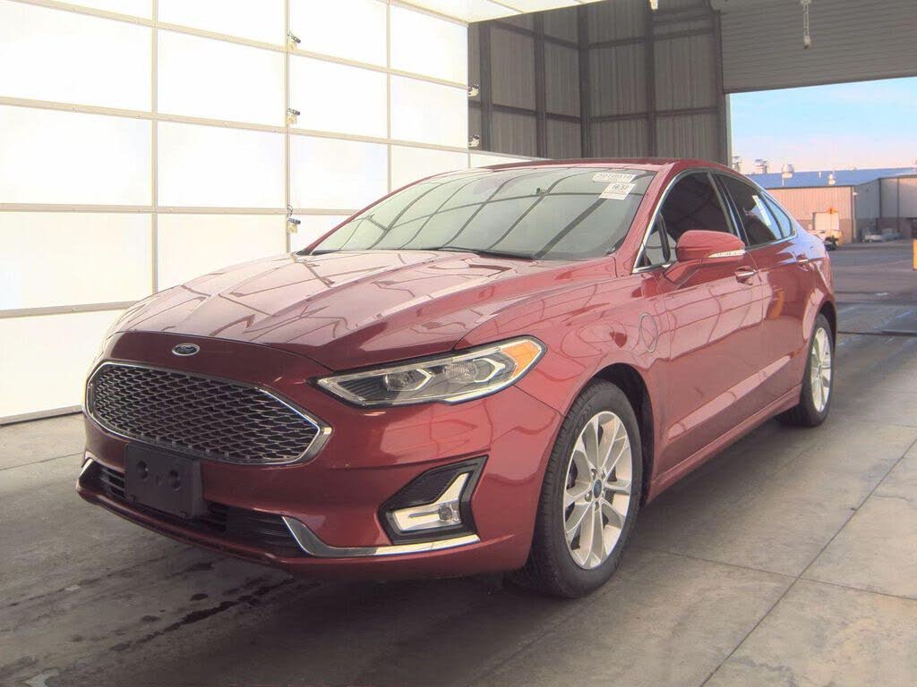 2020 Ford Fusion Energi Titanium FWD