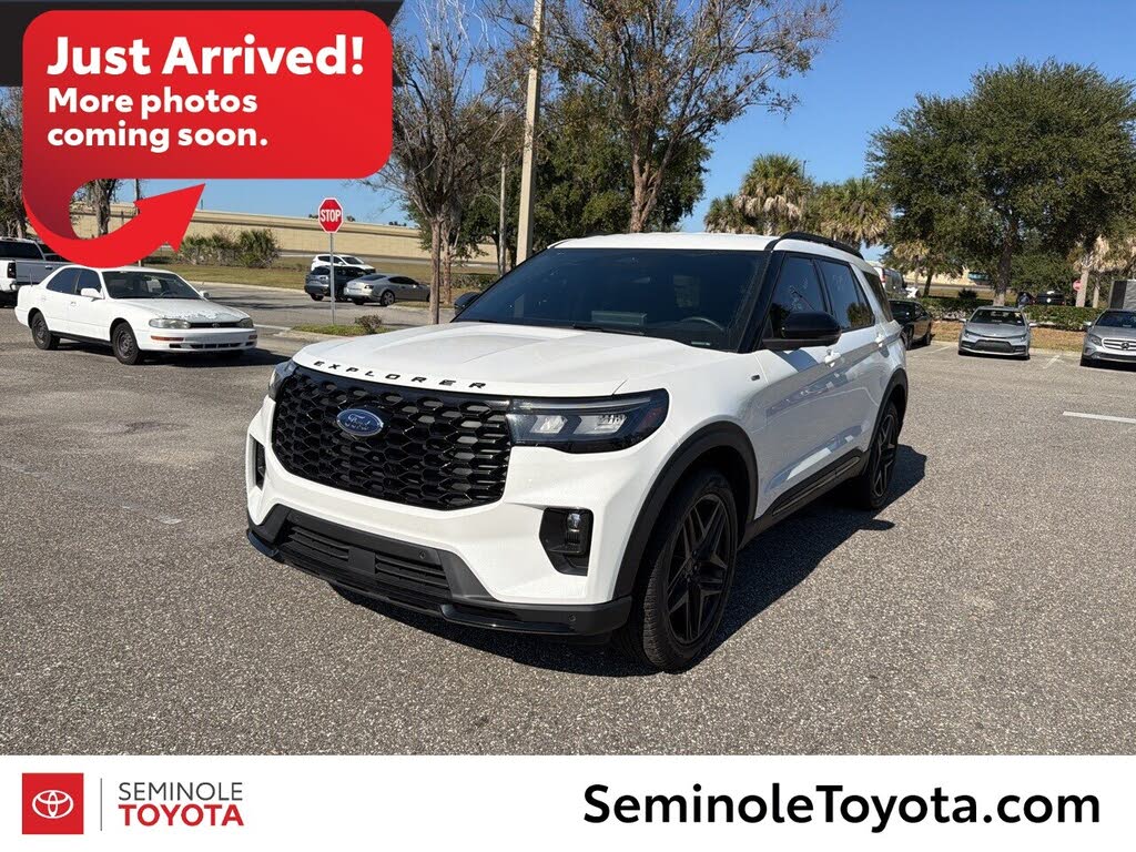 2025 Ford Explorer ST-Line AWD