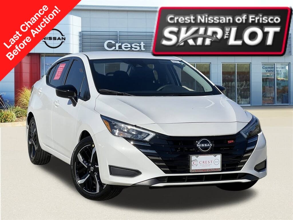 2025 Nissan Versa SR FWD