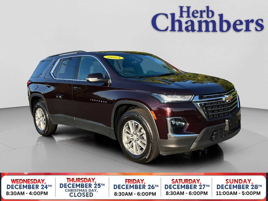 2023 Chevrolet Traverse LT Cloth AWD