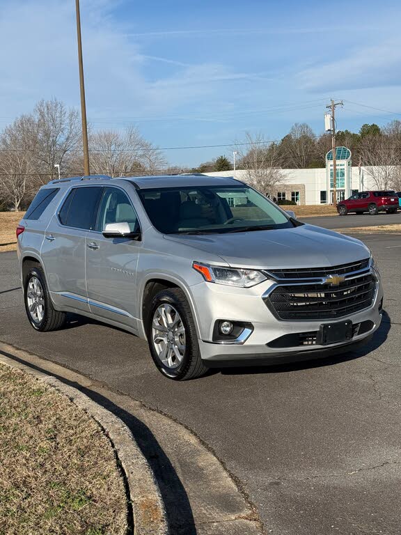 2021 Chevrolet Traverse Premier FWD