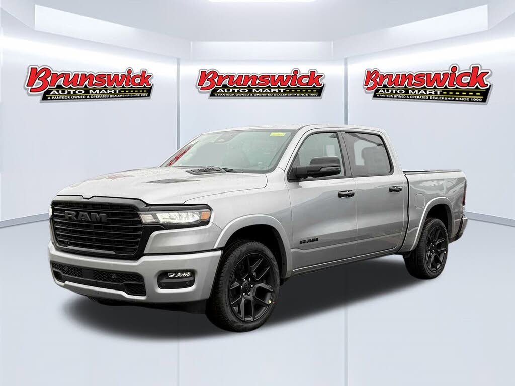 2026 RAM 1500 Laramie Crew Cab 4WD