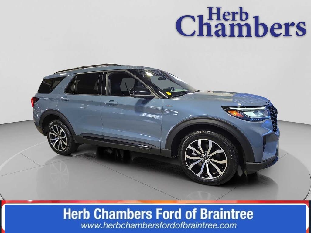 2025 Ford Explorer ST-Line AWD