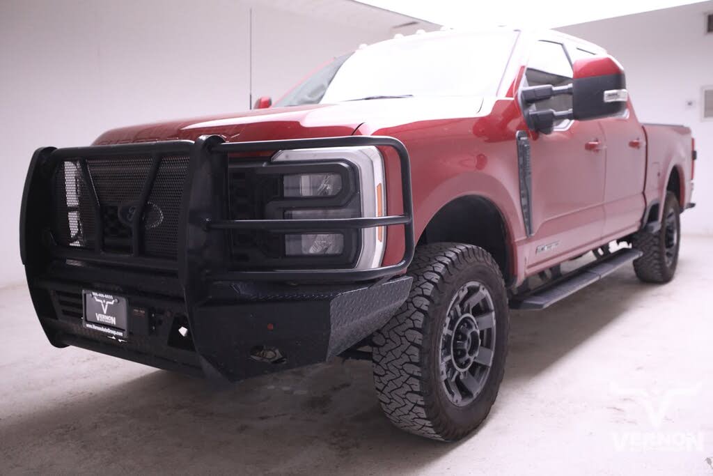 2023 Ford F-250 Super Duty Lariat Crew Cab 4WD