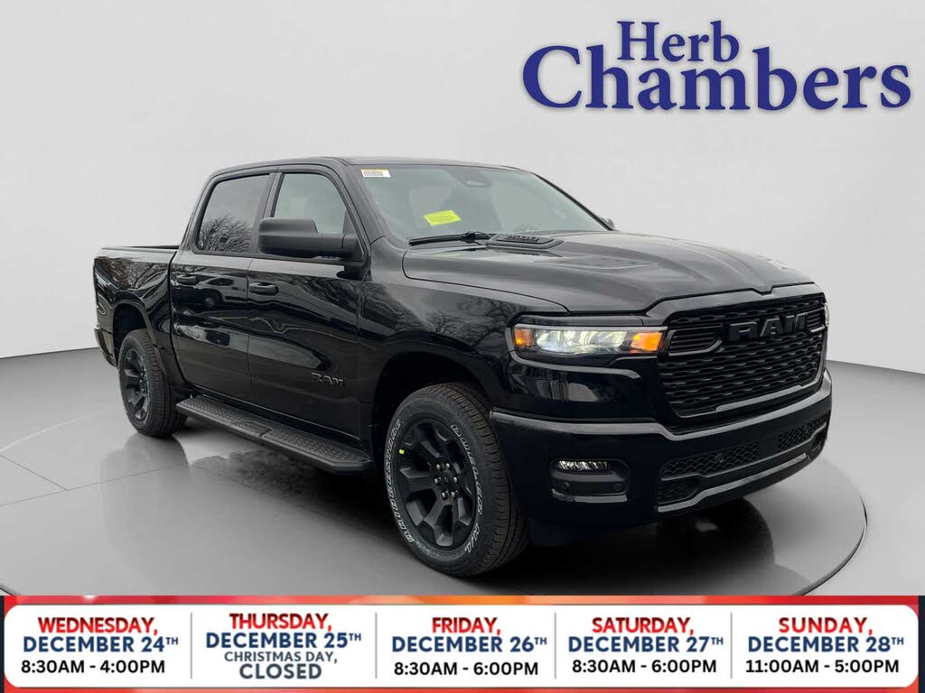 2026 RAM 1500 Express Crew Cab 4WD