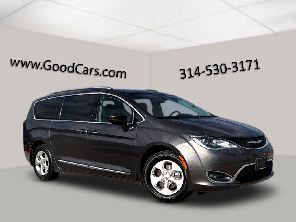 2017 Chrysler Pacifica Touring L Plus FWD