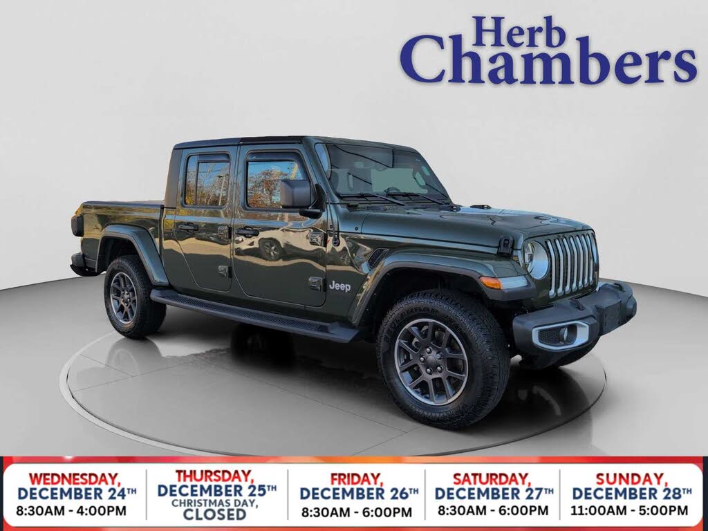 2022 Jeep Gladiator Overland Crew Cab 4WD