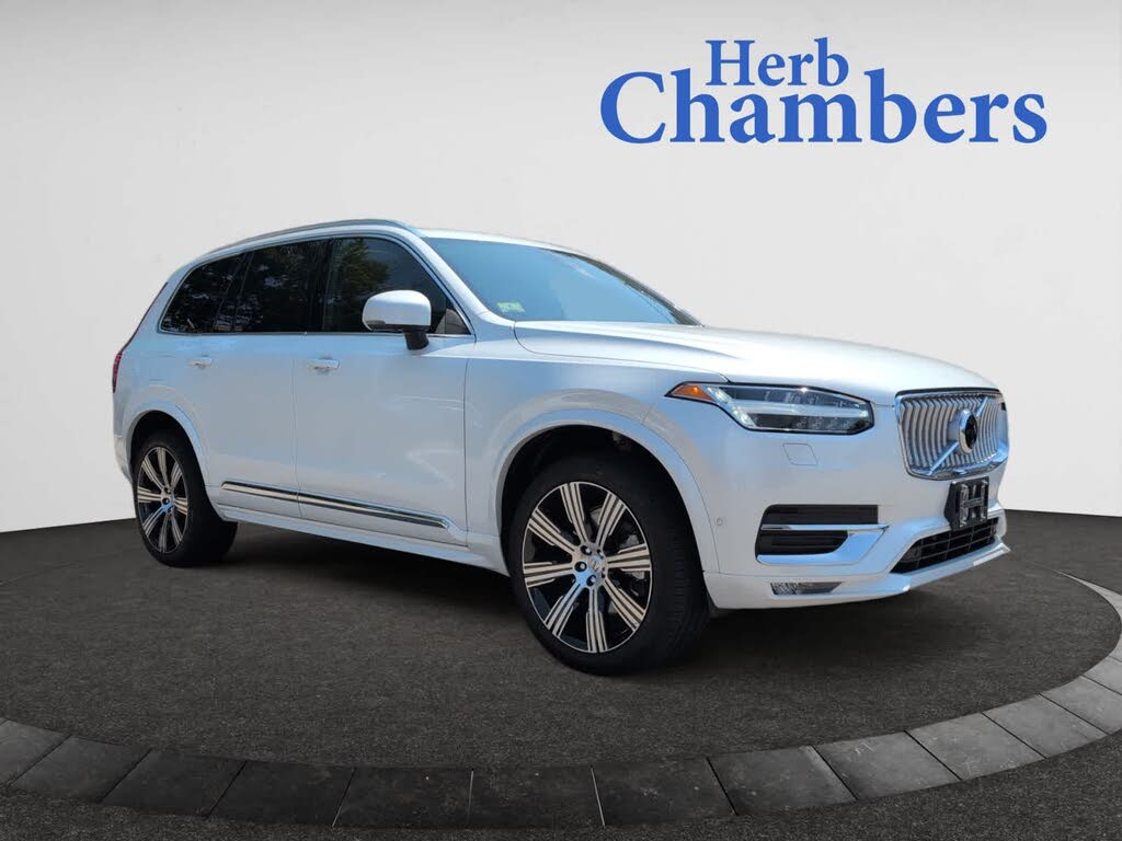 2024 Volvo XC90 B6 Ultimate Bright Theme 7-Passenger AWD
