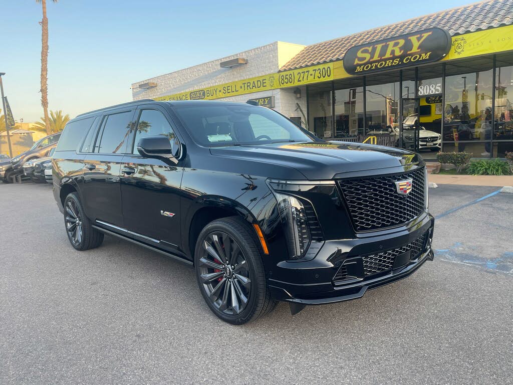 2025 Cadillac Escalade-V ESV 4WD