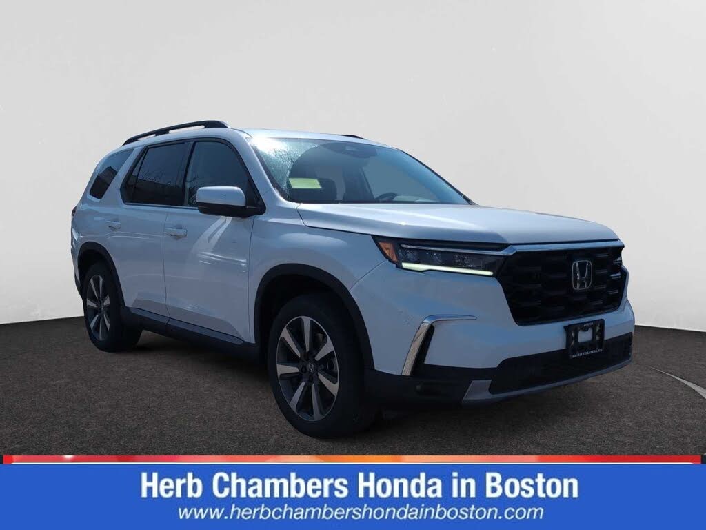 2025 Honda Pilot Touring AWD
