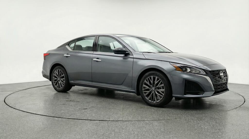 2025 Nissan Altima 2.5 SV FWD