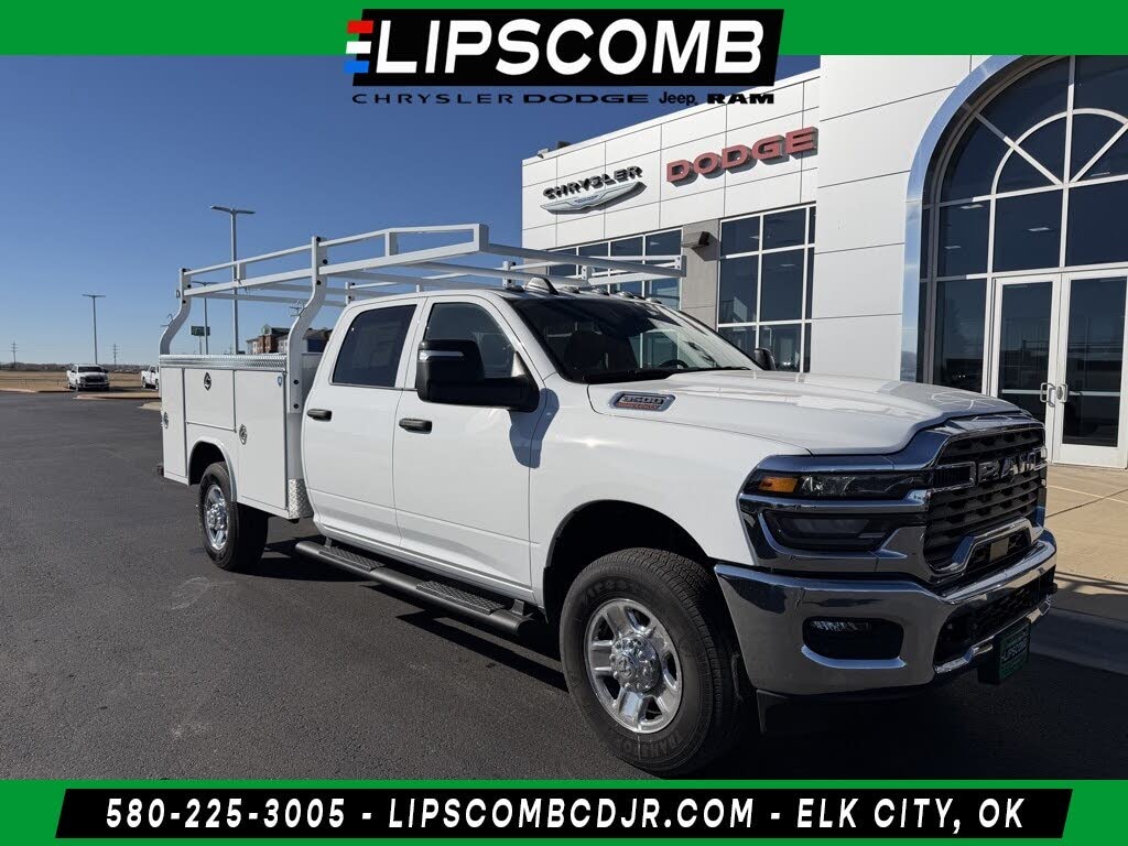 2025 RAM 3500 Tradesman Crew Cab LB 4WD