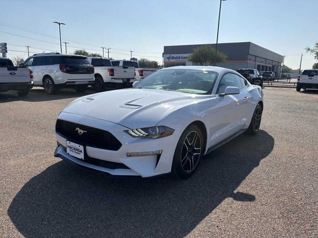 2022 Ford Mustang EcoBoost Fastback RWD