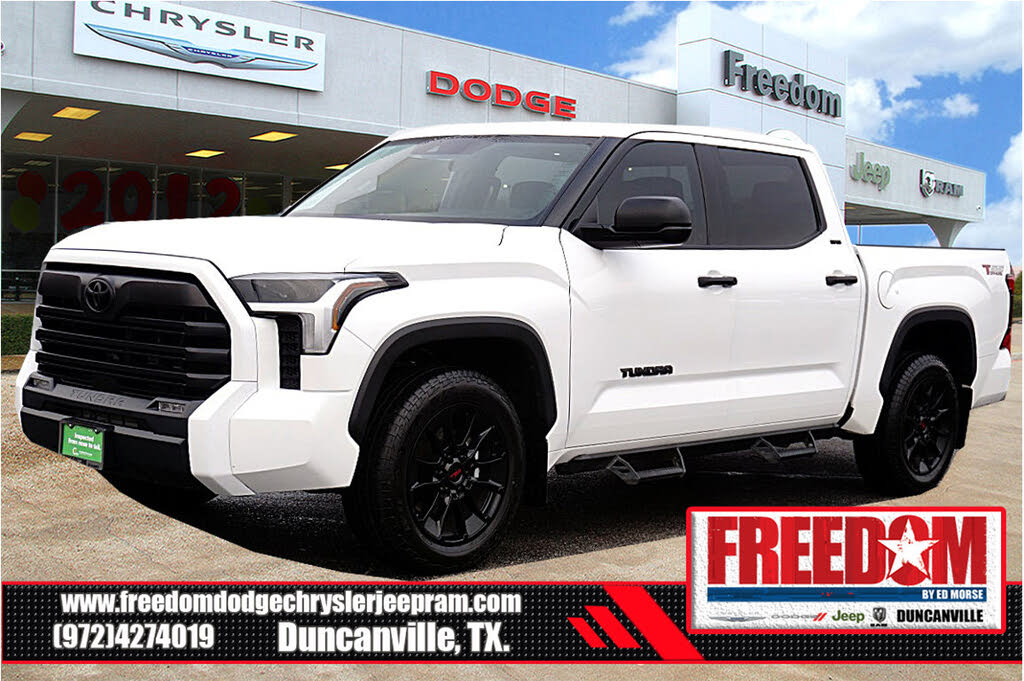 2022 Toyota Tundra SR5 CrewMax Cab RWD