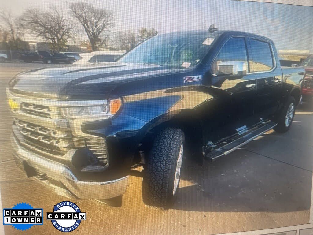 2025 Chevrolet Silverado 1500 LTZ Crew Cab 4WD