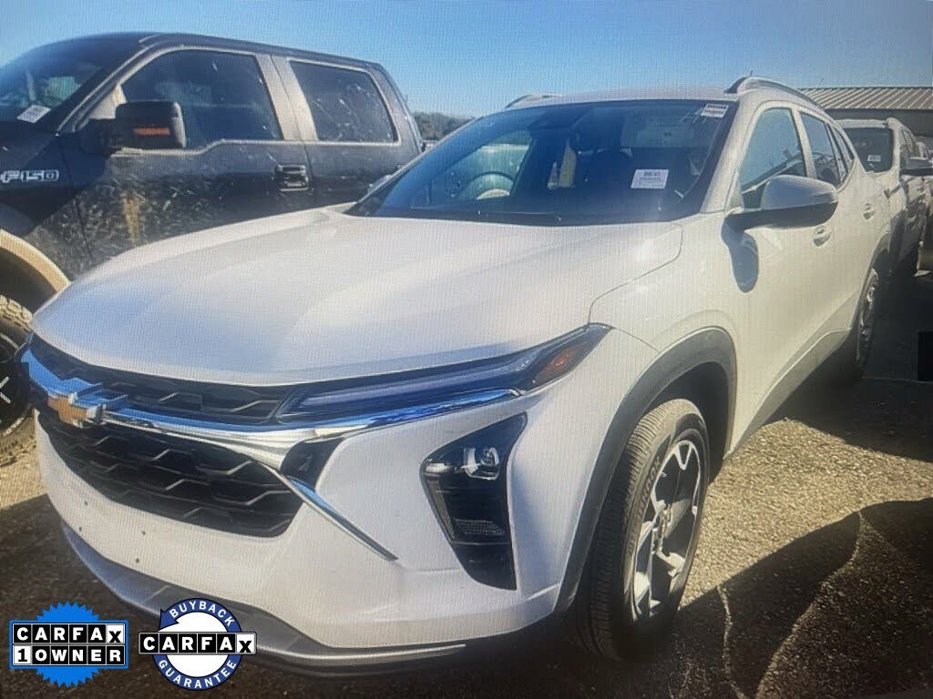 2025 Chevrolet Trax LT FWD