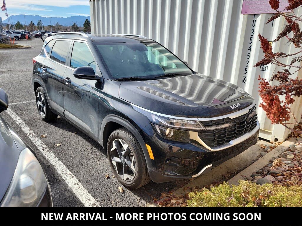 2025 Kia Seltos EX AWD