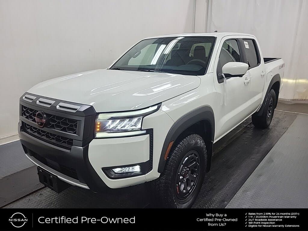 2025 Nissan Frontier PRO-4X Crew Cab 4WD