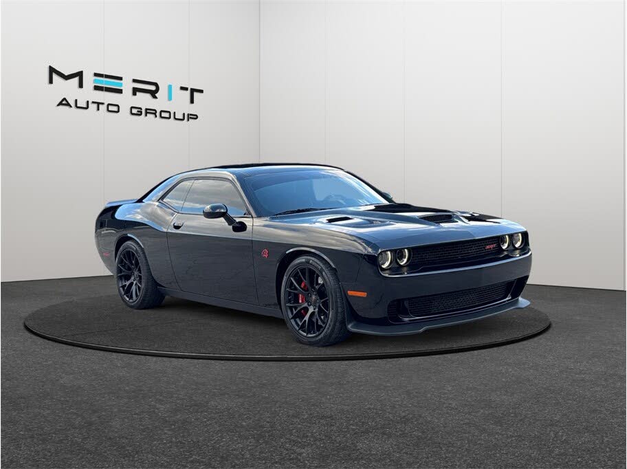 2015 Dodge Challenger SRT Hellcat RWD