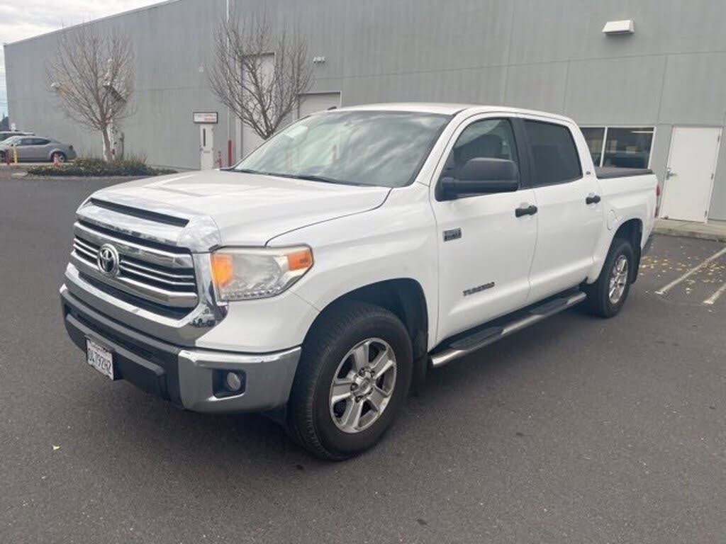 2017 Toyota Tundra SR5 CrewMax 5.7L 4WD