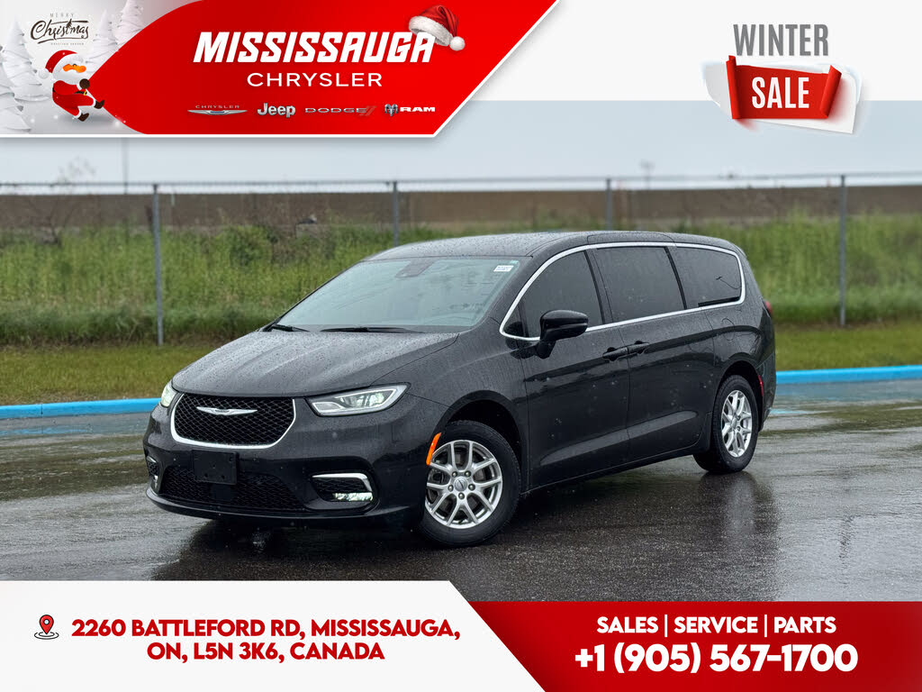 2023 Chrysler Pacifica Touring FWD