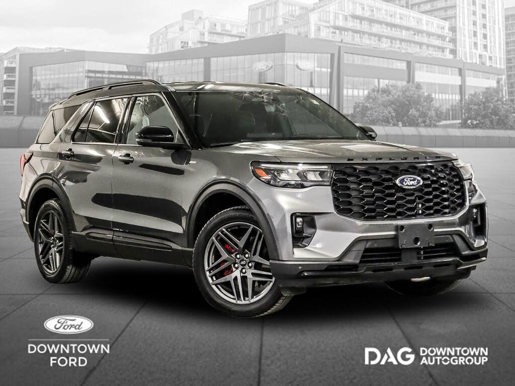 2025 Ford Explorer ST-Line AWD