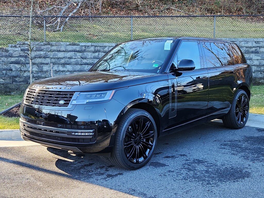 2026 Land Rover Range Rover P530 SE LWB AWD