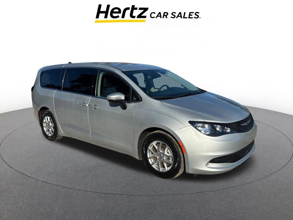 2023 Chrysler Voyager LX FWD