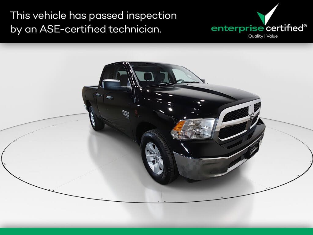 2024 RAM 1500 Classic SLT Quad Cab 4WD