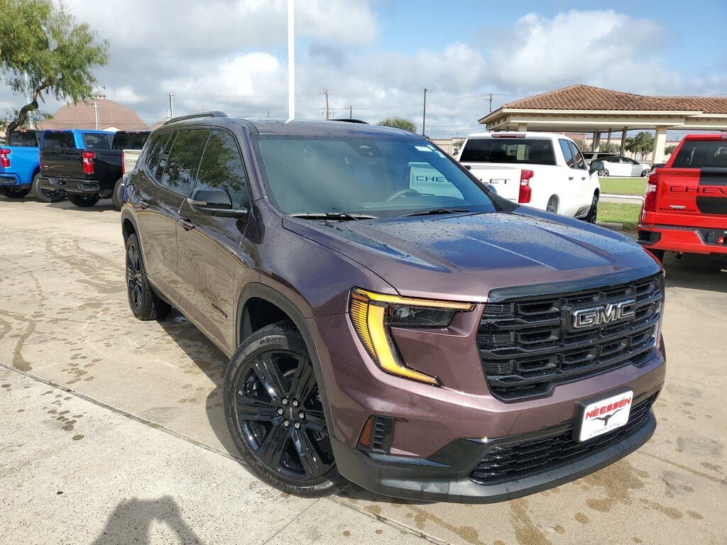 2026 GMC Acadia Elevation FWD
