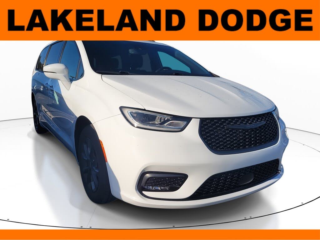 2021 Chrysler Pacifica Touring FWD