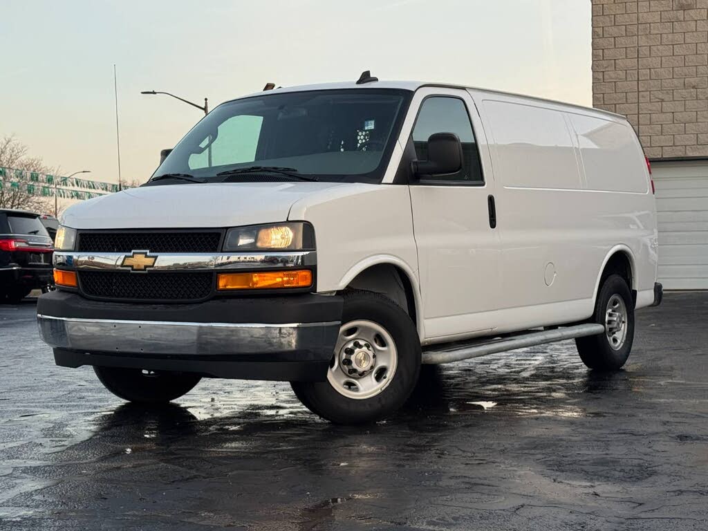 2024 Chevrolet Express Cargo 2500 RWD