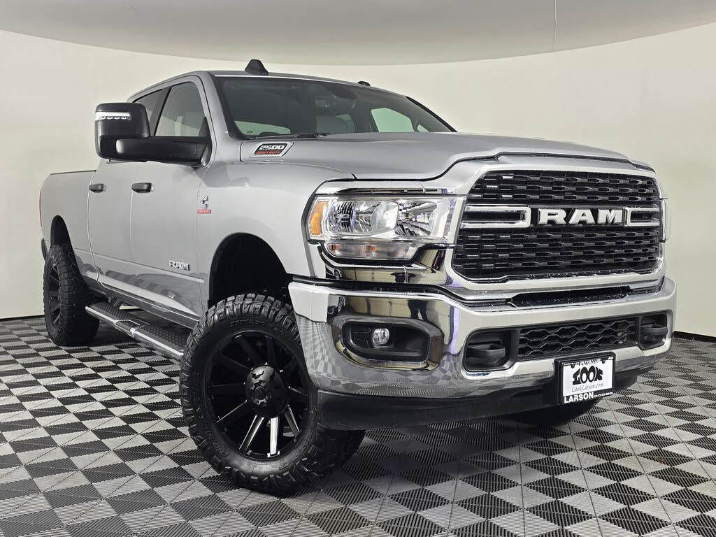 2024 RAM 2500 Big Horn Crew Cab 4WD