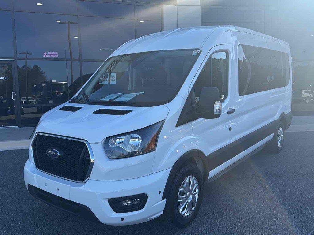 2024 Ford Transit Passenger 350 XLT Medium Roof LB RWD