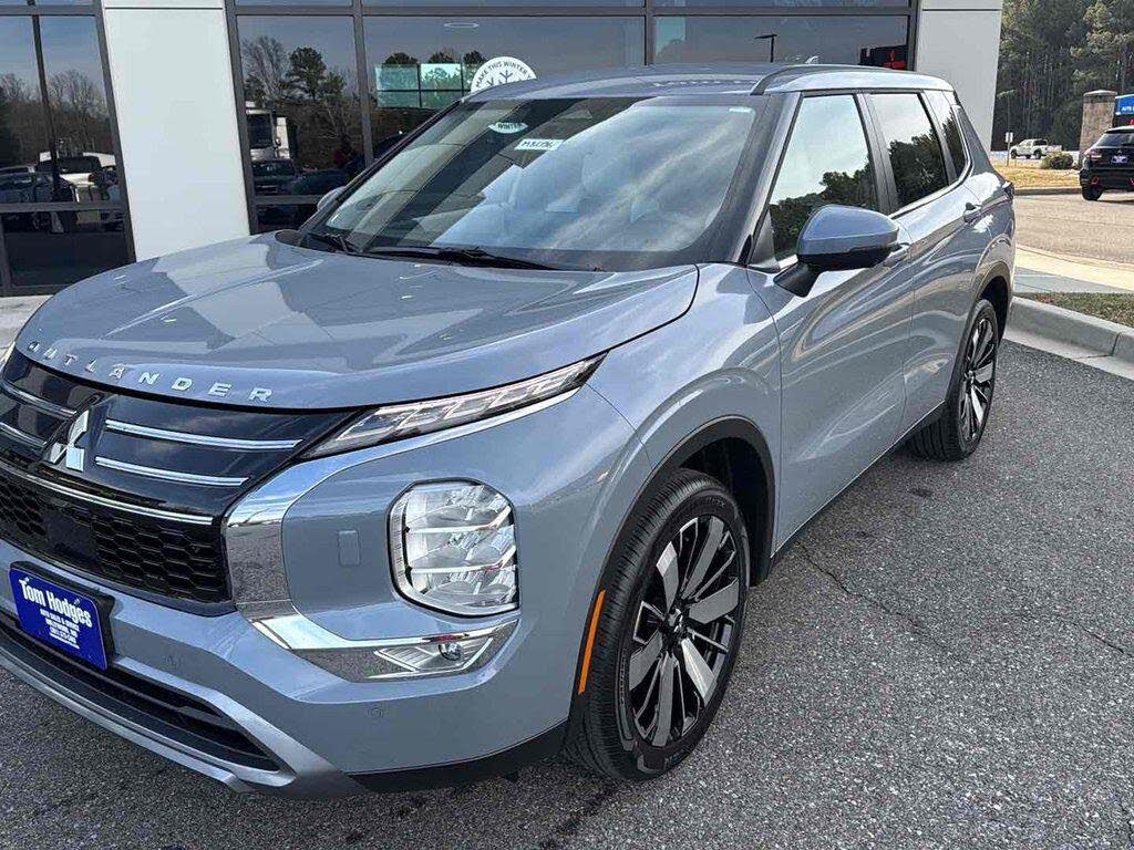 2026 Mitsubishi Outlander SE FWD