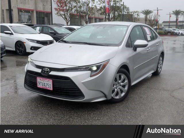 2025 Toyota Corolla LE FWD