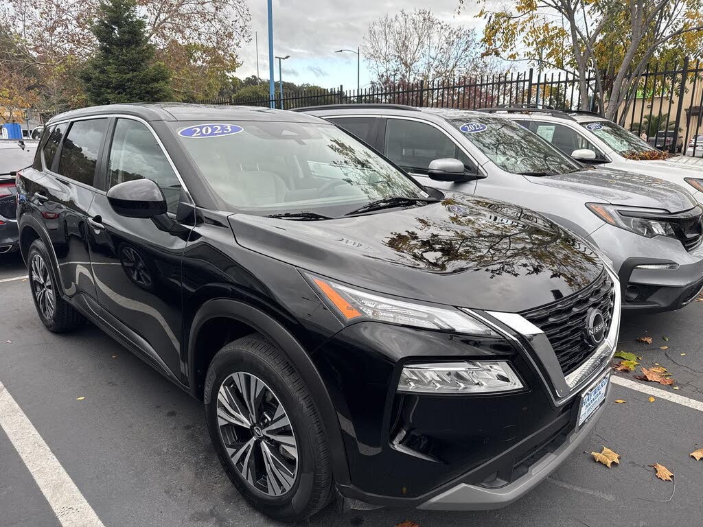 2023 Nissan Rogue SV FWD