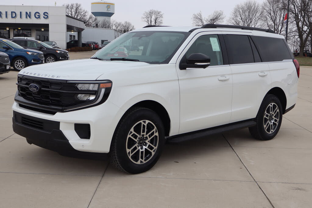 2026 Ford Expedition Active 4WD